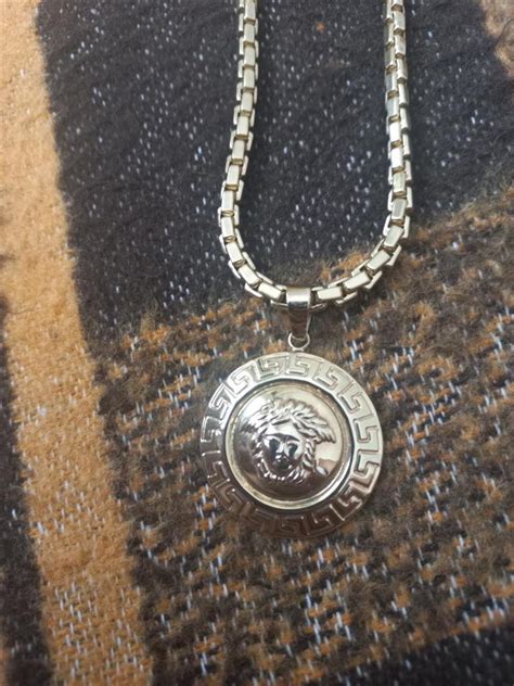varse versace flori